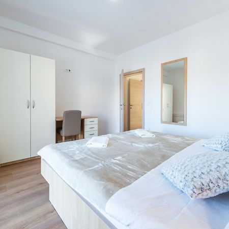 Apartments Rilovic, City And Sea View Apartments 챠브타트 객실 사진