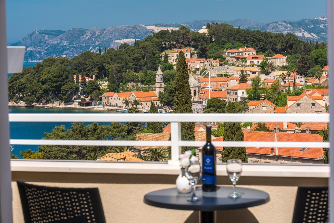 Apartments Rilovic, City And Sea View Apartments 챠브타트 외부 사진
