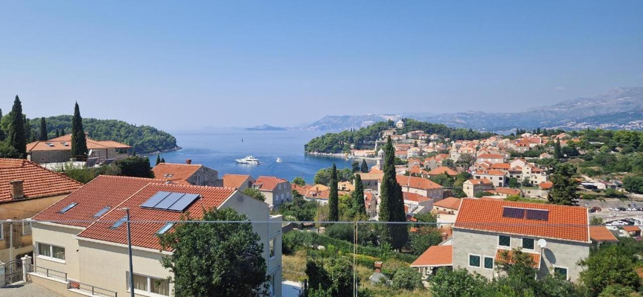 Apartments Rilovic, City And Sea View Apartments 챠브타트 외부 사진