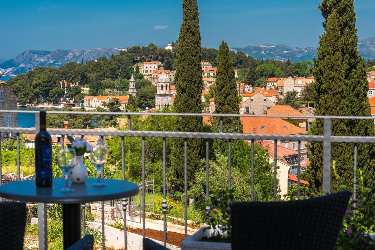 Apartments Rilovic, City And Sea View Apartments 챠브타트 외부 사진