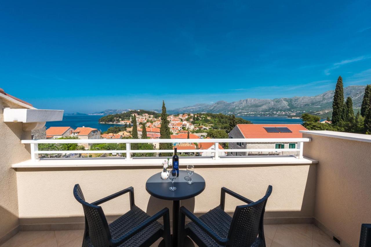 Apartments Rilovic, City And Sea View Apartments 챠브타트 외부 사진