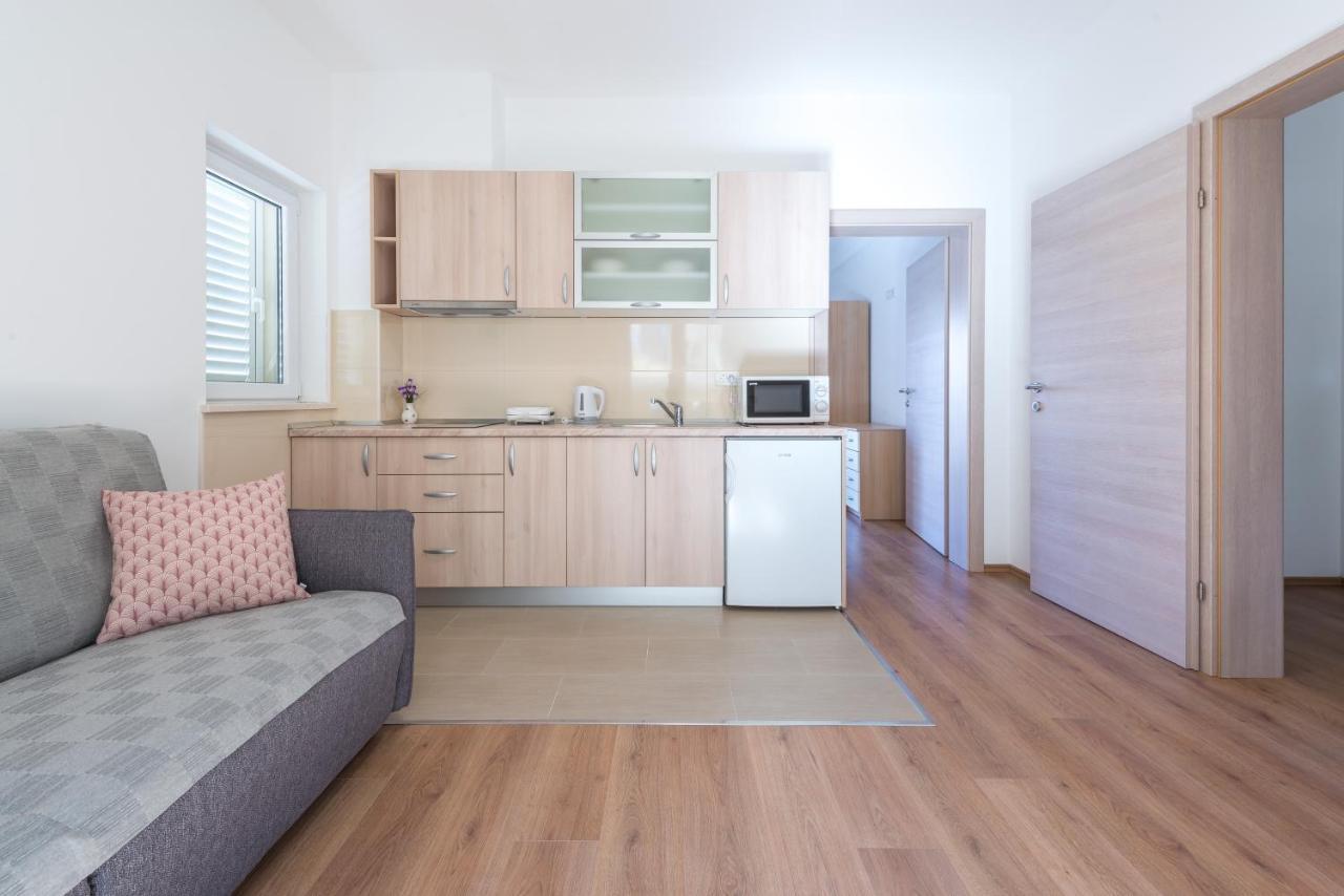 Apartments Rilovic, City And Sea View Apartments 챠브타트 외부 사진