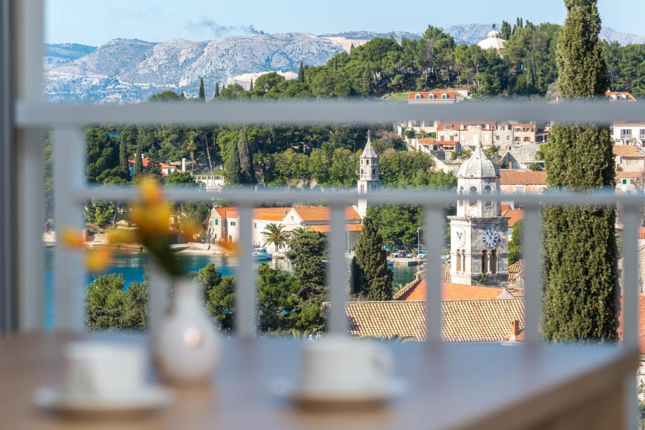 Apartments Rilovic, City And Sea View Apartments 챠브타트 외부 사진