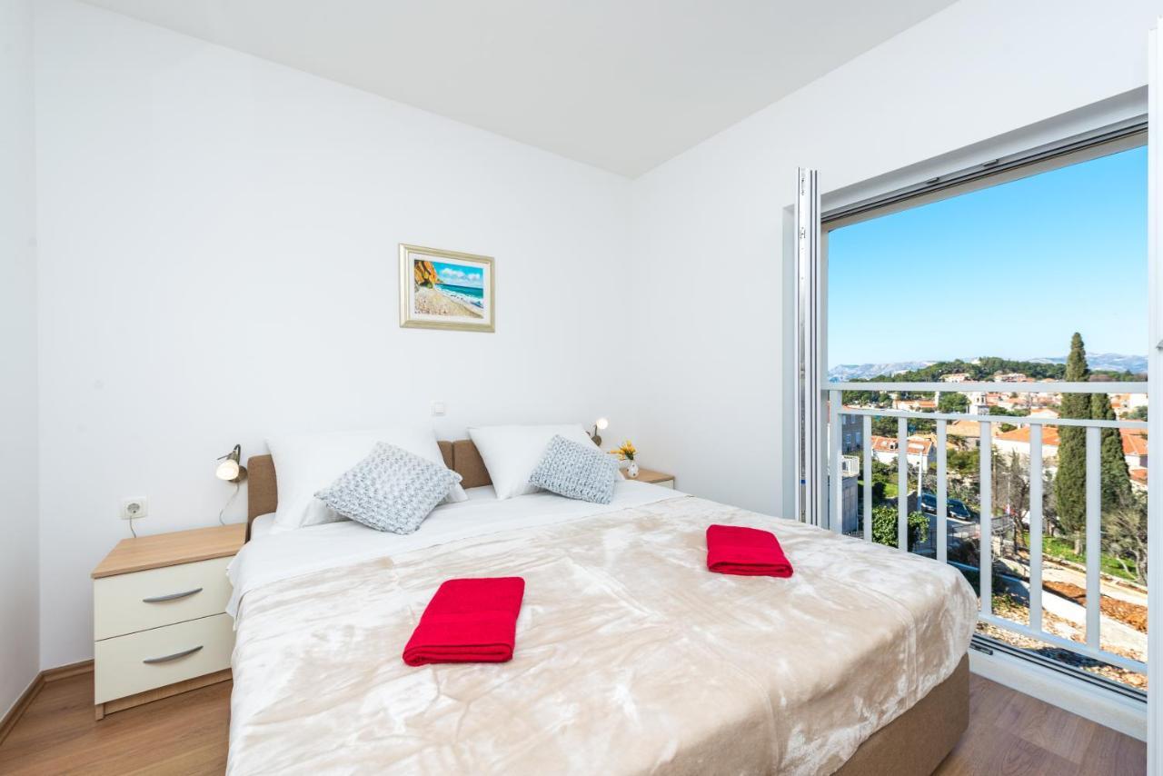 Apartments Rilovic, City And Sea View Apartments 챠브타트 외부 사진