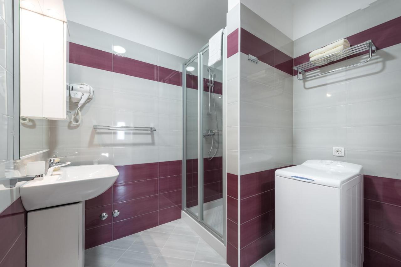 Apartments Rilovic, City And Sea View Apartments 챠브타트 외부 사진