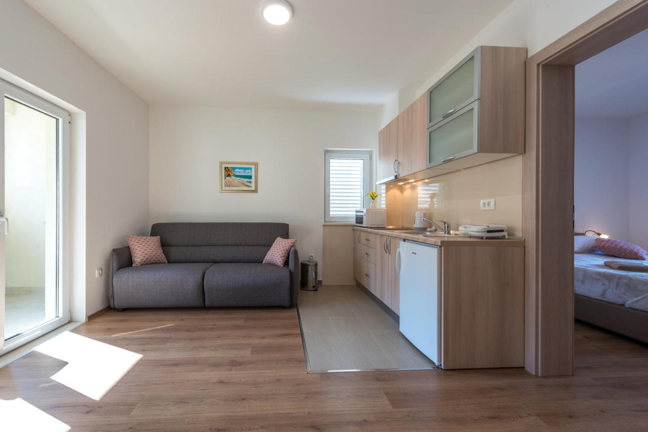 Apartments Rilovic, City And Sea View Apartments 챠브타트 외부 사진